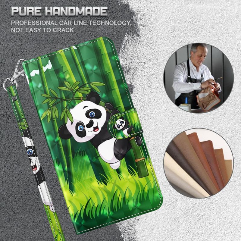 Fliptok / Bőrtok iPhone 15 Plus szíjjal 3d Bambusz Panda Szíjjal